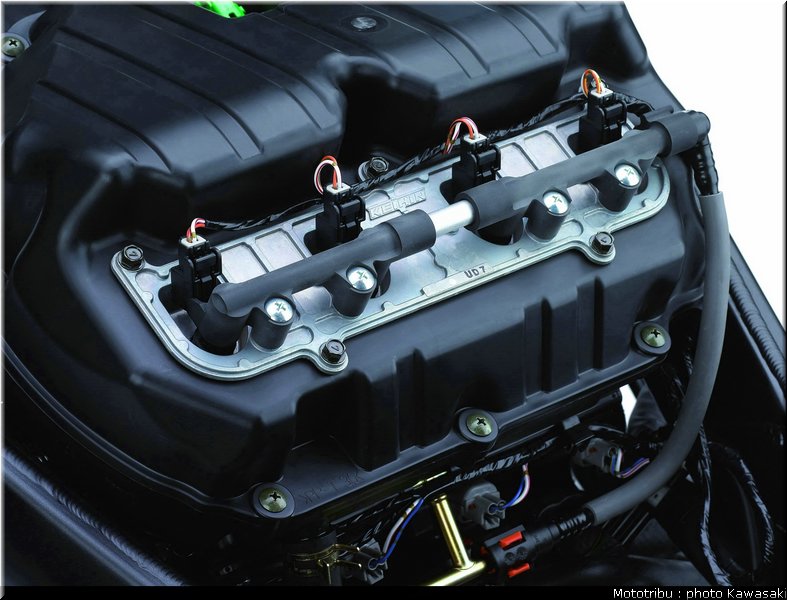 kawasaki_zx6r_2007_066