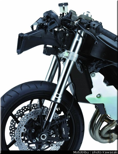 kawasaki_zx6r_2007_076