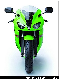 kawasaki_zx6r_2007_029.jpg