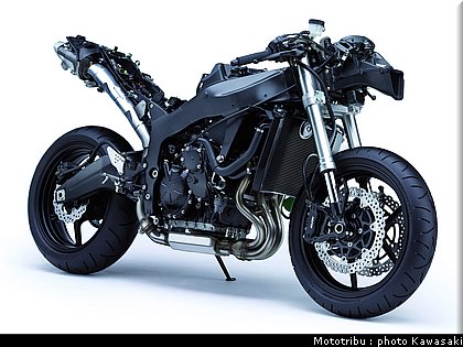 kawasaki_zx6r_2007_047.jpg
