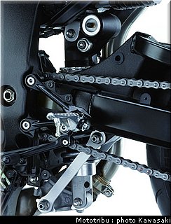 kawasaki_zx6r_2007_074.jpg