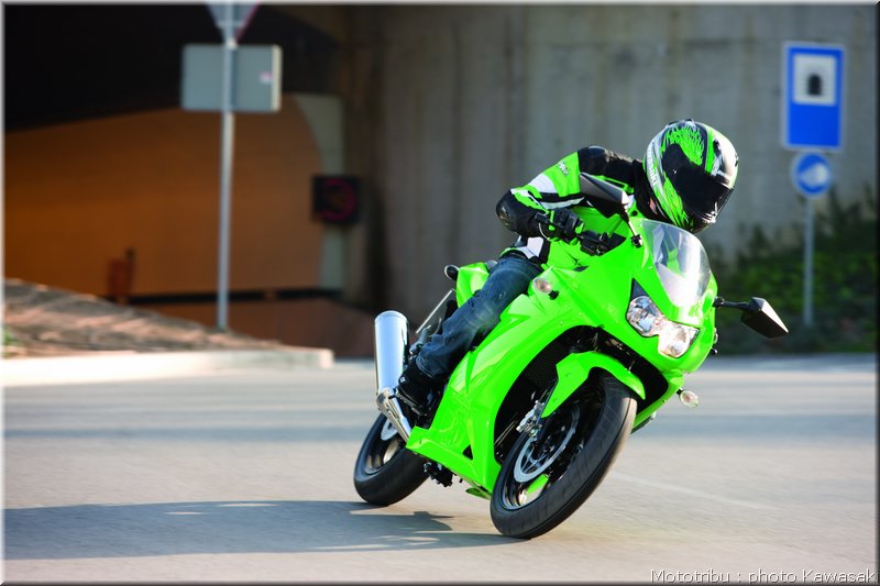 kawasaki-250r2008_02