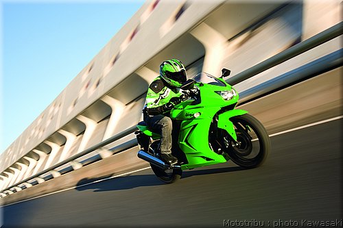 kawasaki-250r2008_03.jpg