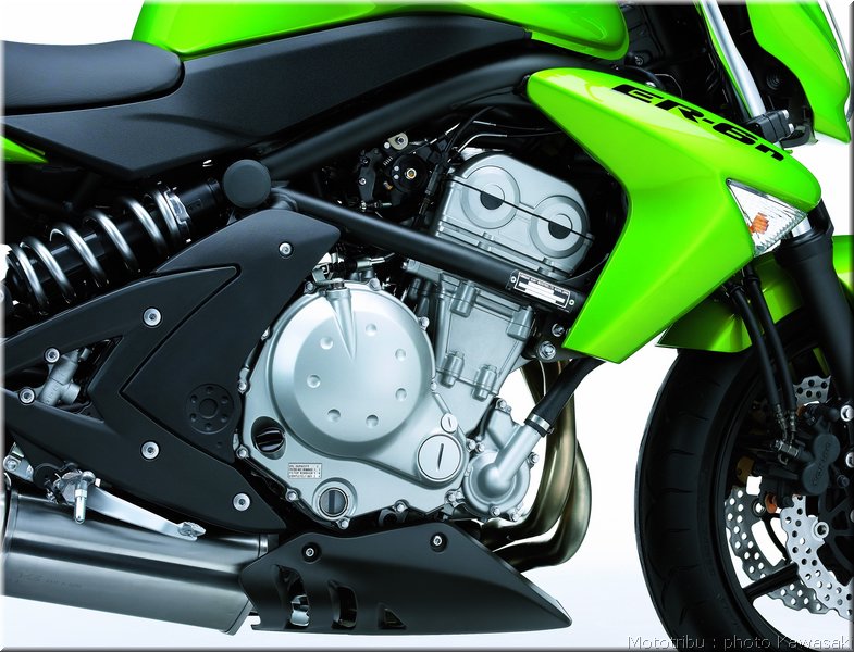 kawasaki-er6n-2008_22