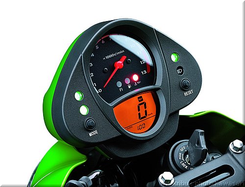 kawasaki-er6n-2008_25.jpg