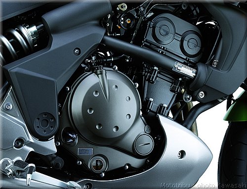 kawasaki-versys2008_14.jpg