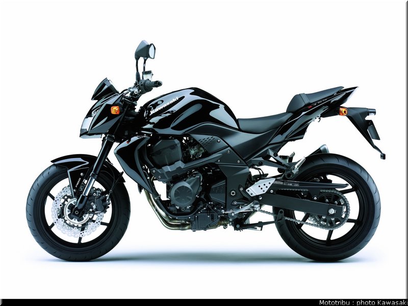 kawasaki_z750_2008_001
