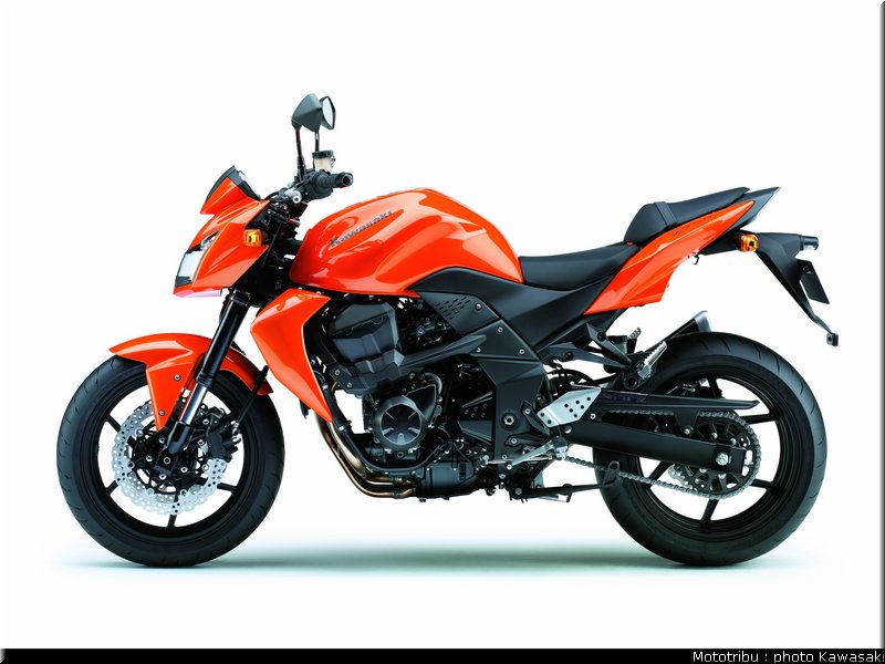 kawasaki_z750_2008_012