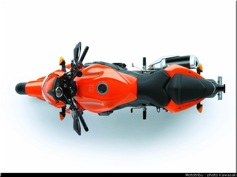 kawasaki_z750_2008_013