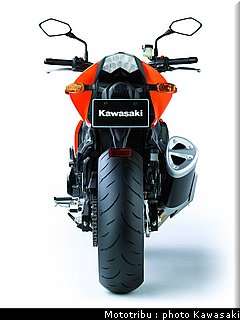kawasaki_z750_2008_027.jpg