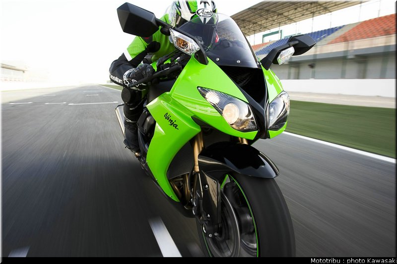 kawasaki_zx10r_2008_0007
