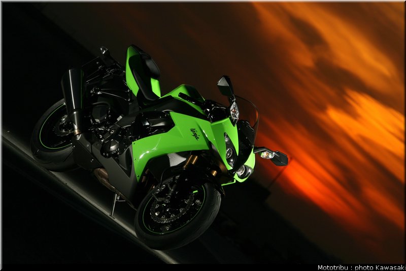 kawasaki_zx10r_2008_0020