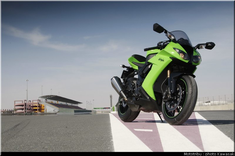 kawasaki_zx10r_2008_0028