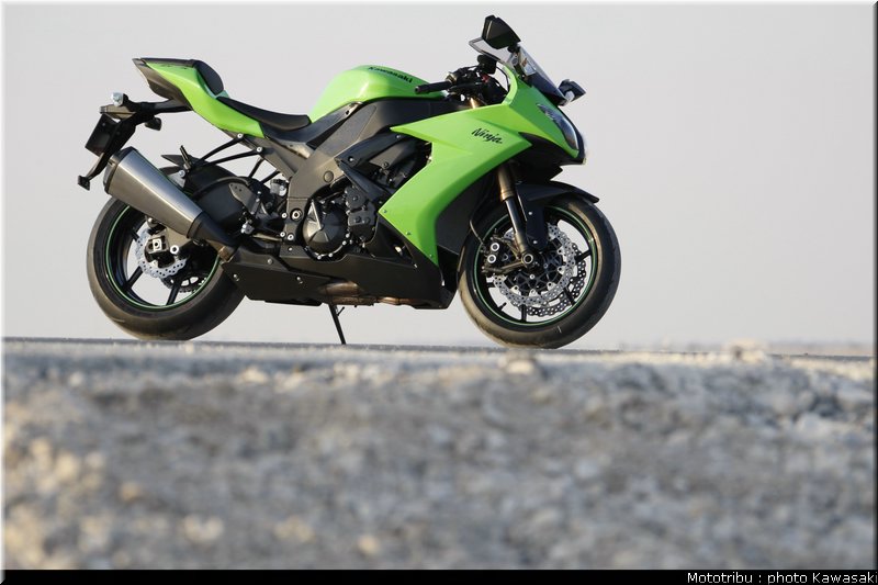 kawasaki_zx10r_2008_0033
