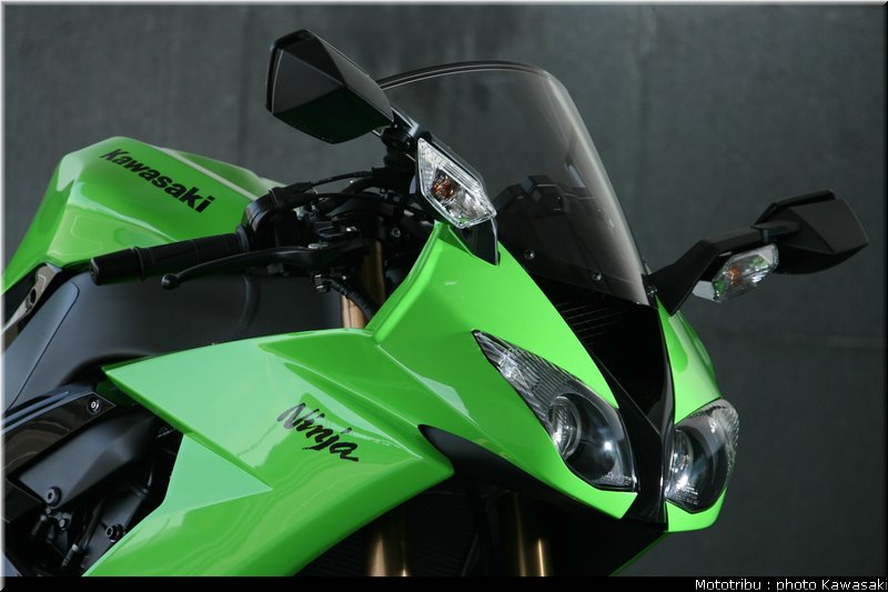 kawasaki_zx10r_2008_0043