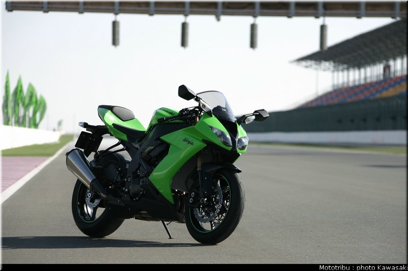 kawasaki_zx10r_2008_0050