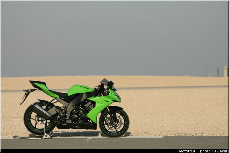 kawasaki_zx10r_2008_0054