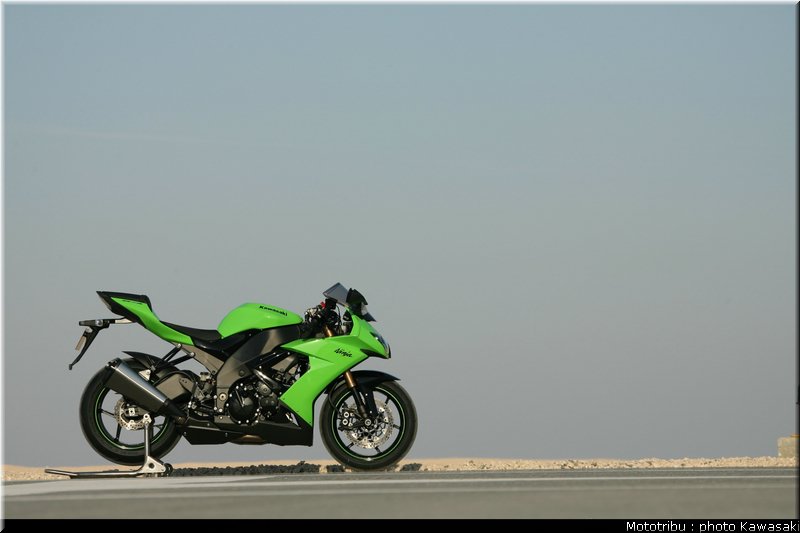 kawasaki_zx10r_2008_0056