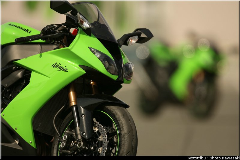kawasaki_zx10r_2008_0063
