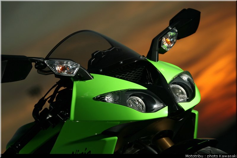 kawasaki_zx10r_2008_0084