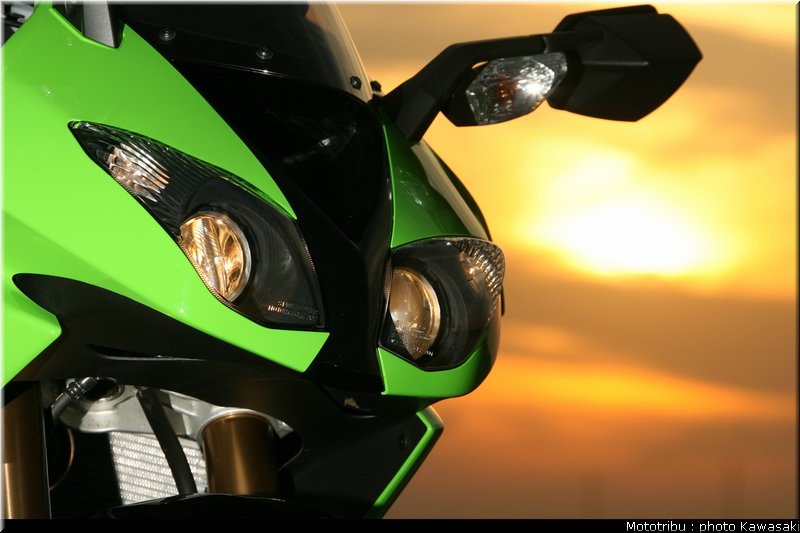 kawasaki_zx10r_2008_0086