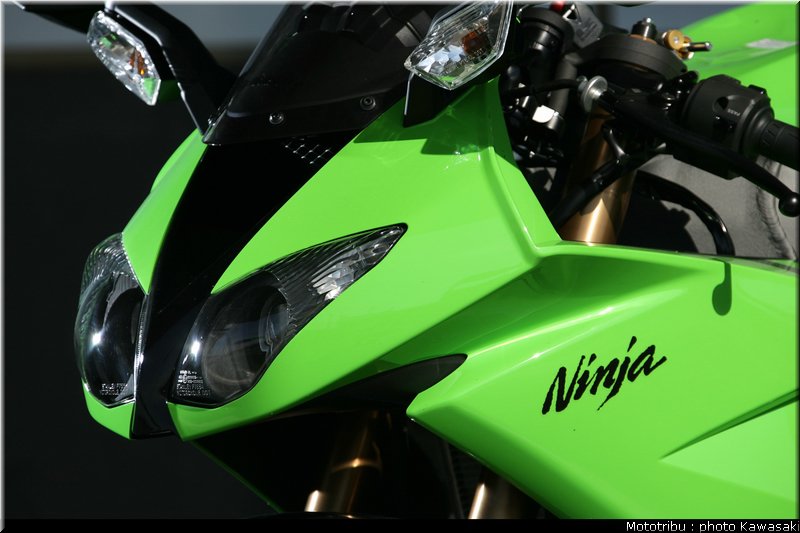 kawasaki_zx10r_2008_0094