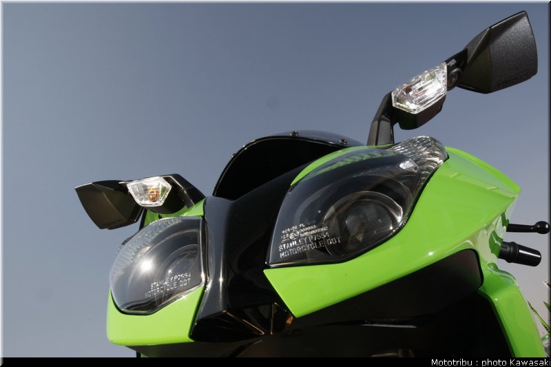 kawasaki_zx10r_2008_0098