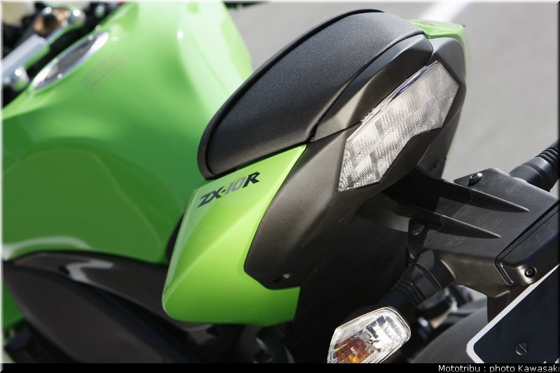 kawasaki_zx10r_2008_0099