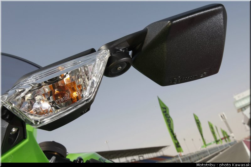 kawasaki_zx10r_2008_0104