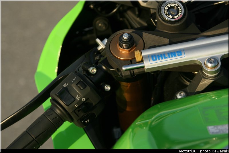 kawasaki_zx10r_2008_0112