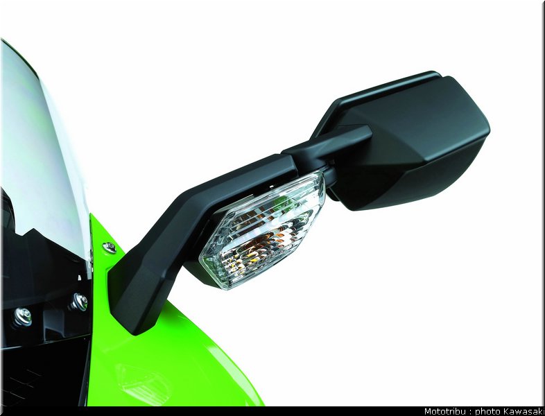 kawasaki_zx10r_2008_0115