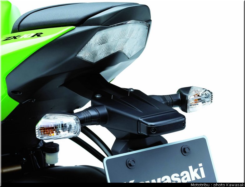 kawasaki_zx10r_2008_0116