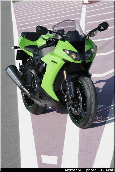 kawasaki_zx10r_2008_0122