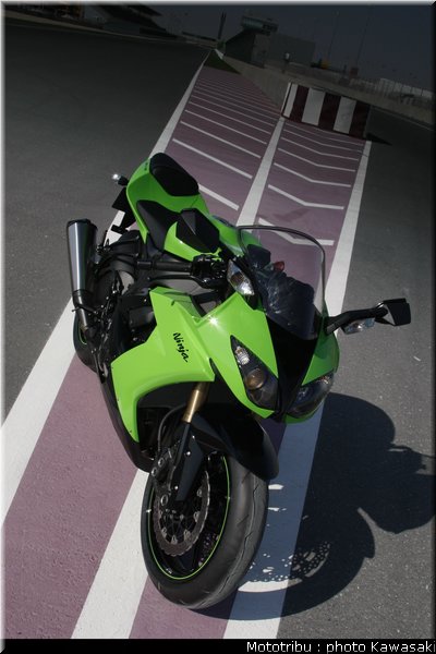 kawasaki_zx10r_2008_0124