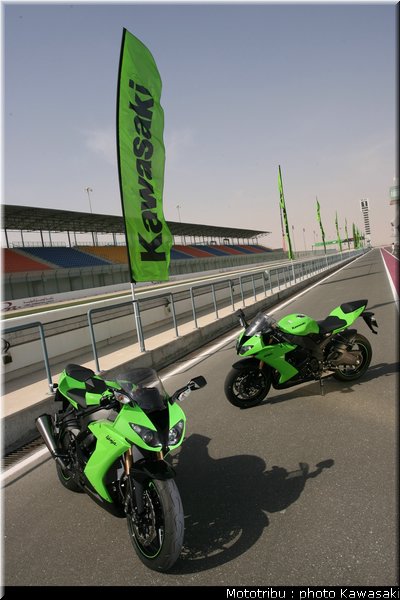 kawasaki_zx10r_2008_0133