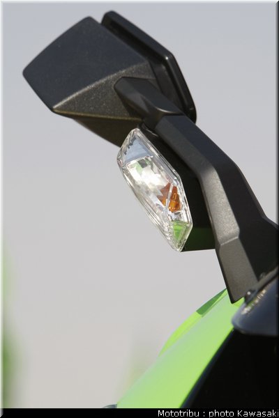 kawasaki_zx10r_2008_0178