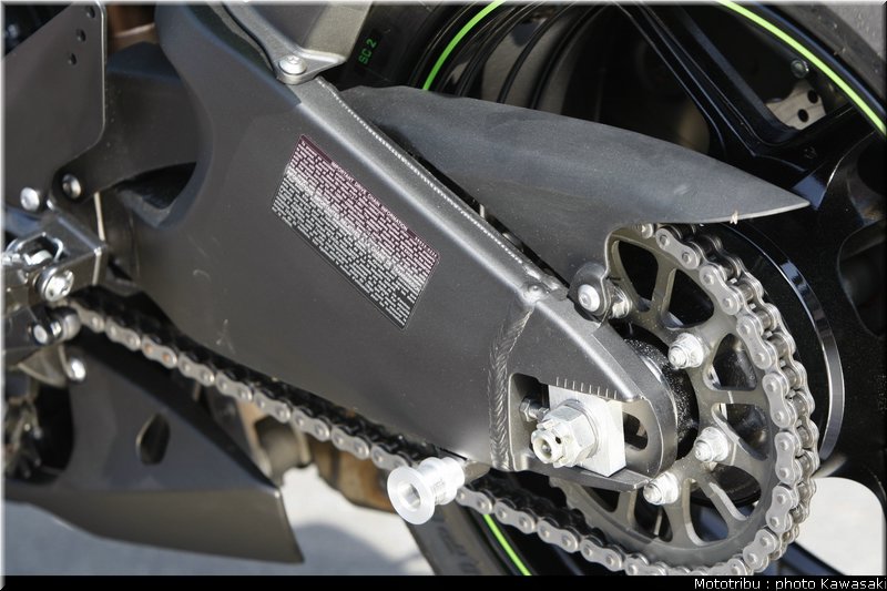 kawasaki_zx10r_2008_0206