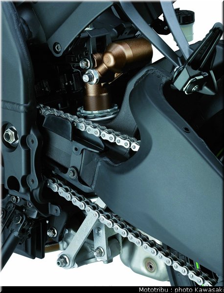 kawasaki_zx10r_2008_0208