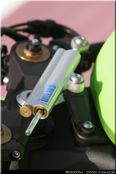 kawasaki_zx10r_2008_0209