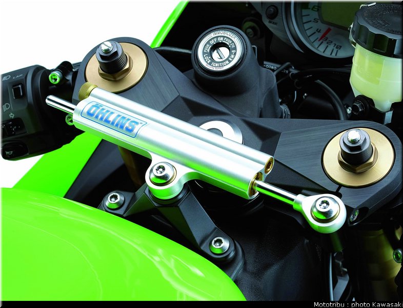 kawasaki_zx10r_2008_0211