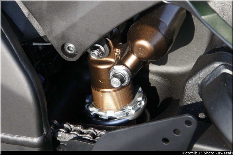 kawasaki_zx10r_2008_0212