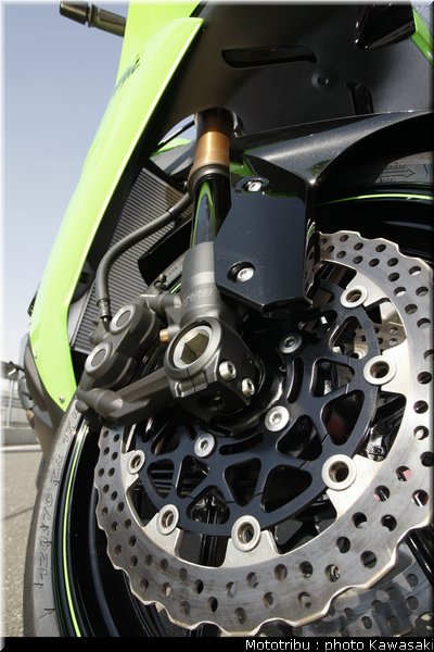 kawasaki_zx10r_2008_0217