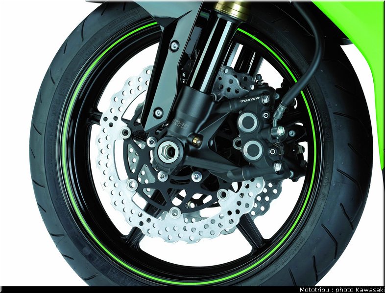 kawasaki_zx10r_2008_0219