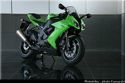 kawasaki_zx10r_2008_0042.jpg