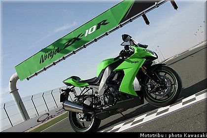 kawasaki_zx10r_2008_0052.jpg