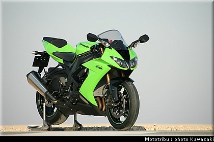 kawasaki_zx10r_2008_0059.jpg