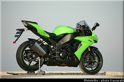 kawasaki_zx10r_2008_0060.jpg
