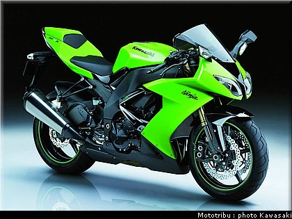 kawasaki_zx10r_2008_0072.jpg