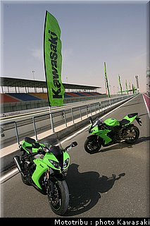 kawasaki_zx10r_2008_0133.jpg