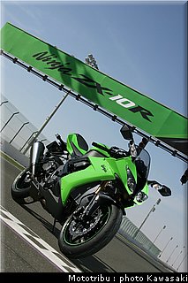 kawasaki_zx10r_2008_0142.jpg